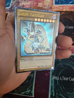 Yugioh Dark Magician YSYR-EN001 Ultimate Rare Unlimited Near Mint - Image 3