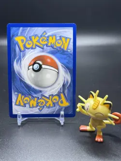 Ditto 17/18 Pokemon Detective Pikachu Holo - LP - Image 2