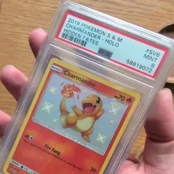 Pokemon TCG 2019 S & M Charmander Holo Hidden Fates SV6/SV94 PSA 9 - Image 3