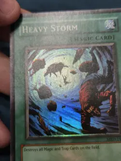 Small foil shift YuGiOh! Heavy Storm MRD-142 Unlimited Super Rare LP error - Image 3