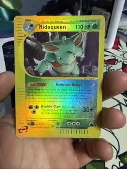 Nidoqueen 22/144 Reverse Holo Rare Pokemon TCG Skyridge Vintage Card WOTC - Image 1