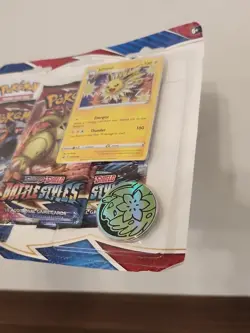 Pokemon Trading Card Game Sword & Shield Battle Styles Triple Pack Blister - Image 3