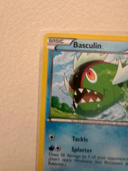 Basculin 25/98 Vintage Rare Mint/Near Mint TCG | Emerging Powers | Pokemon Card - Image 2