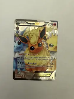 Flareon EX #RC28/RC32 Generations NM/M Pokemon Card - Image 1