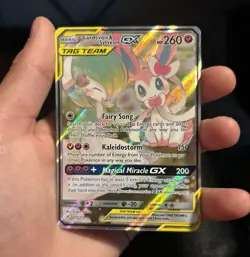 Gardevoir & Sylveon GX TAG TEAM Full Art Holo 260 HP 205/214 Unbroken Bonds - Image 1