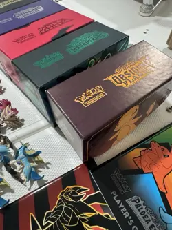 Tcg Pokemon Card Empty ETBs X6 Player's Guides Dice Figures, Pins, Coins Lot - Image 3