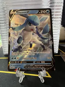 Glaceon V SWSH196 SWSH: Sword & Shield Promo Cards Holo - Image 3