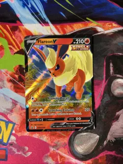Pokemon TCG Flareon v SWSH149 Black Star Promo Card - Image 1