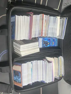 1000+ Yu-Gi-Oh Card Lot Collection - Image 1