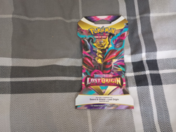 Pokemon Lost Origin Sleeved Booster Pack - Giratina Art Brand New - Image 1