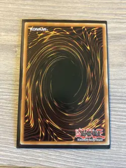 Right Arm of the Forbidden One YGLD-ENA20 Yugi Legendary Deck 1st edition - Image 2