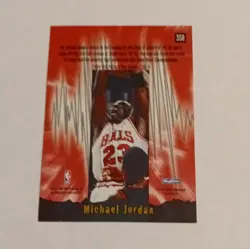 SkyBox NBA Hoops Earth Shakers #358 Michael Jordan Chicago Bulls Insert - Image 2