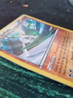 Pokemon TCG Gallade 84/162 Reverse Holo Rare Break Through Heavily Played - Image 3
