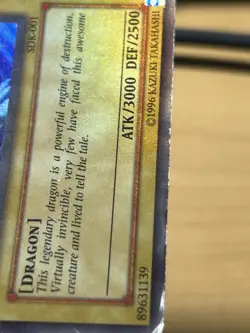 Yugioh Blue Eyes White Dragon SDK-001 Holo Bleed Misprint MP - Image 3