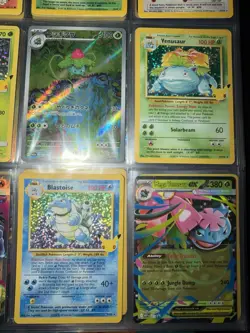 🔥 Pokemon Card Lot 81 Cards In Binder Blastoise Venusaur Charizard Holo Rares - Image 2