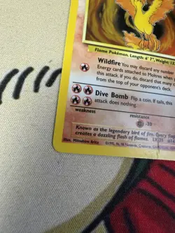 Moltres Fossil 12/62 Holo Rare Unlimited Pokemon HP - Image 5