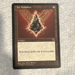 Wizards of the Coast Magic: The Gathering Jet Medallion English Artifact - Image 1