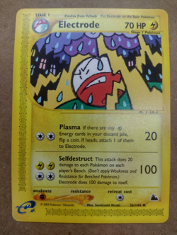 Pokemon Card - Skyridge 36/144 - ELECTRODE (uncommon) - NM/Mint - Image 1