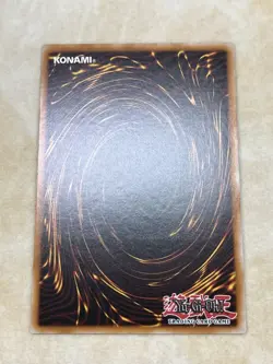 Yugioh Blue-Eyes White Dragon OP28-EN001 OTS Ultimate Rare Light Play - Image 2
