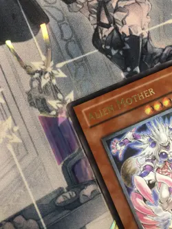 POTD-EN028 Alien Mother Ultimate Rare UNL Edition Moderately Played YuGiOh TCG - Image 3