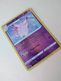 Clefable Vivid Voltage Reverse Holo Rare Card 064/185 Pokemon TCG - LP - Image 3