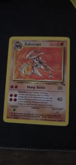 Pokemon TCG Kabutops Fossil Card 24/62 Regular Rare Non Holo - Image 1