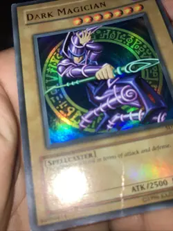 Yugioh Dark Magician SDY-006 FULL FOIL BLEED Unlimtied HP Holo Ultra Rare - Image 4