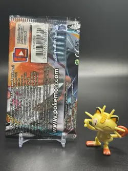Pokemon Trading Card Game Sun & Moon Cosmic Eclipse Booster Pack 820650805899 - Image 2