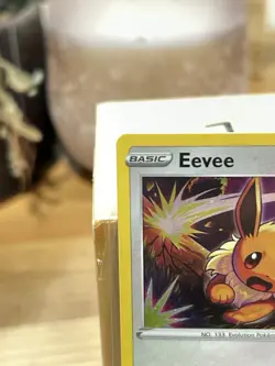 Pokemon TCG Eevee SWSH118 Black Star Promo Holo NM Sword and Shield - Image 2