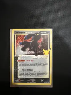 Pokemon TCG Umbreon 17/17 Celebrations Classic Collection Holo Card NM Condition - Image 1