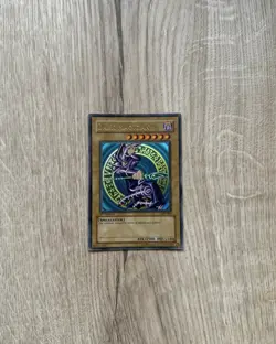Yu-Gi-Oh! TCG Dark Magician Yugi SDY-006 1st Edition ENGLISH VLP - Image 1