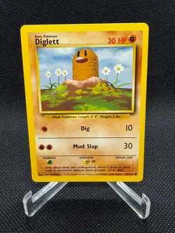 Diglett 47/102 Sideways Fighting Symbol Error Base Set Misprint Pokemon Card LP - Image 1