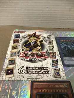 Yugioh TCG Legendary Collection Binder Egyptian Gods Shoned 6 Packs LOOK Read - Image 2