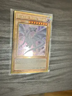 Yu-Gi-Oh! Blue-Eyes White Dragon Gold Secret Rare Limited Ed (MVP1-ENGV4) LP - Image 2