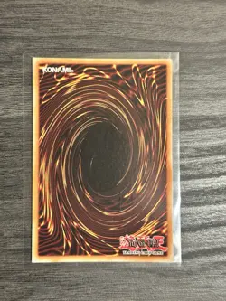 Yu-Gi-Oh! Blue-Eyes White Dragon Gold Secret Rare Limited Ed (MVP1-ENGV4) LP - Image 3