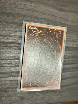 Yu-Gi-Oh! Blue-Eyes White Dragon Gold Secret Rare Limited Ed (MVP1-ENGV4) LP - Image 4