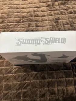 Pokemon TCG Sword and Shield Ultra Premium Collection Charizard Box 820650871115 - Image 2