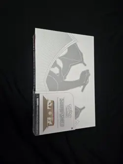 Pokemon TCG Sword and Shield Ultra Premium Collection Charizard Box 820650871115 - Image 1
