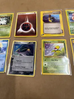 Pokemon Card Lot 12 Cards Lucario Holo Vintage WOTC Eevee Ponyta - Image 3
