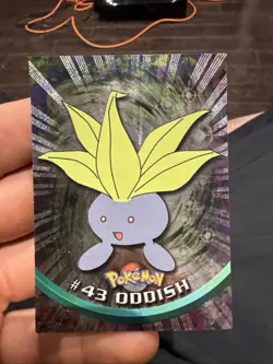 Oddish #43 TOPPS Series 1 Black Label - Sunrays Foil Pokemon Card - NM/Mint - Image 1