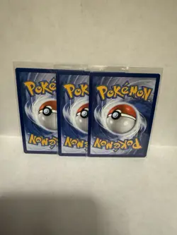 Pokemon TCG: Pikachu 005/025 Celebrations 25th Anniversary Holo English Lot 3 - Image 2