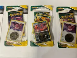 Pokemon TCG: Evolving Skies Checklane Blister Eevee & Houndoom Set + Charmander - Image 3