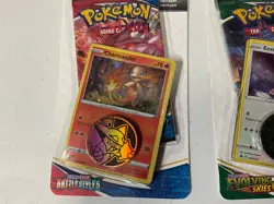 Pokemon TCG: Evolving Skies Checklane Blister Eevee & Houndoom Set + Charmander - Image 4