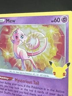 Pokemon Mew #011/025 Holo Rare Celebrations 25th Anniversary NM - Image 3