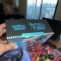 Pokemon TCG Scarlet & Violet Black Bolt Elite Trainer Box English - Image 2