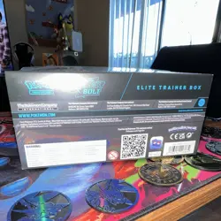 Pokemon TCG Scarlet & Violet Black Bolt Elite Trainer Box English - Image 4
