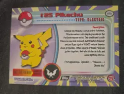 Pokemon 2000 Topps Chrome #25 Pikachu - Image 2