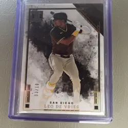 Panini 2025 Impeccable Leo De Vries Padres #5 Holo Gold RC /10 - Image 1