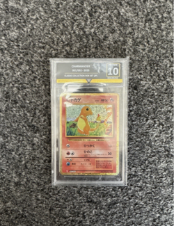 Classic Collection Charmander Card 001/032 Japanese Grade 10 - Image 1