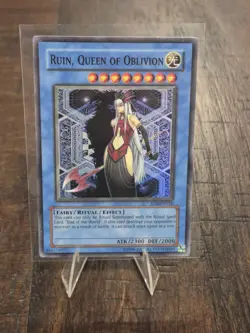 Yu-Gi-Oh Ruin, Queen Of Oblivion SOI-EN034 Ultimate Rare Unlimited - Image 1